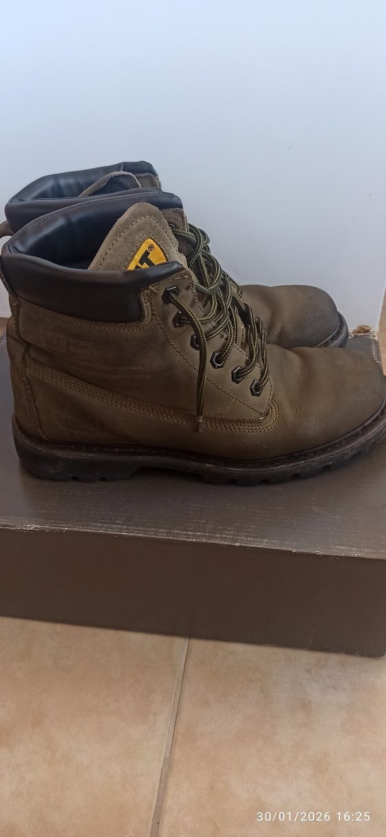 Cat 42 numara bot - Görsel 4