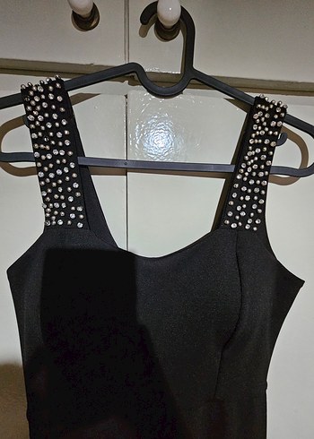 Askılı Taş işlemeli, balık kesim uzun elbise - Görsel 3