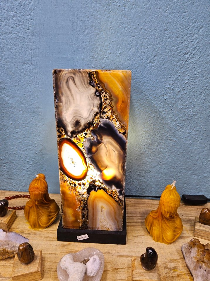 Renkli Doğal Taş Tasarımlı Masa Lambası - Görsel 2