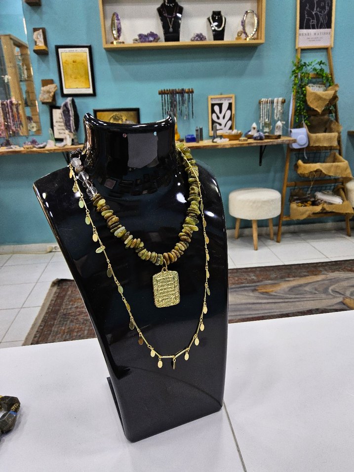 Yeşil garnet ve lodolit taşlı Tasarım kolye - Görsel 4