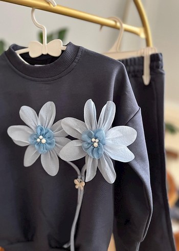 Çiçek Desenli Kız takım - Görsel 2