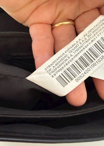 Stradivarius Siyah Zincir Askılı Çanta - Görsel 3