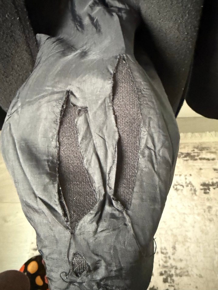 Boyner Siyah Kürklü Yaka Detaylı Kaşe Kaban - Görsel 4