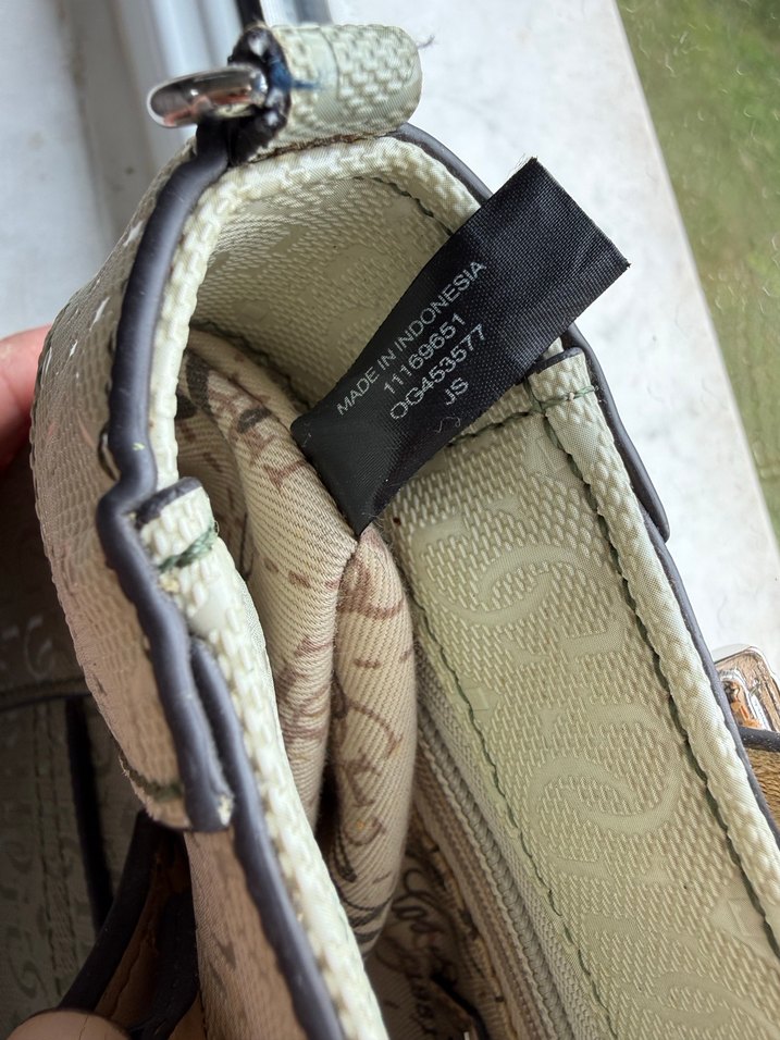 GUESS Kadın Haki Bohem Tarz Çanta - Görsel 5