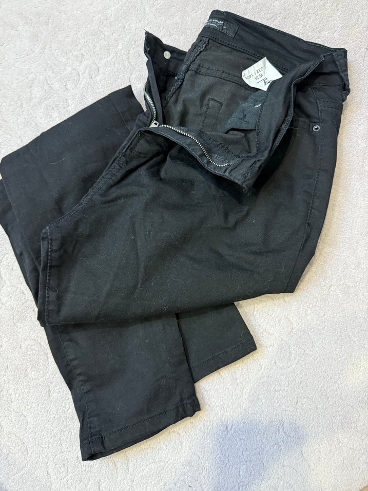 Düğmeli Siyah Keten Rahat Kesim Kadın Pantolon - Görsel 4