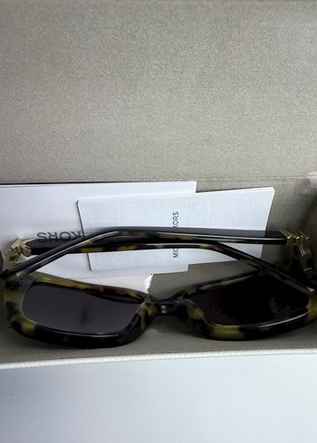 Kahverengi Şeffaf Klasik Kadın Güneş Gözlüğü - Görsel 6