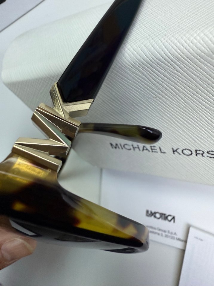 Kahverengi Şeffaf Klasik Kadın Güneş Gözlüğü - Görsel 3