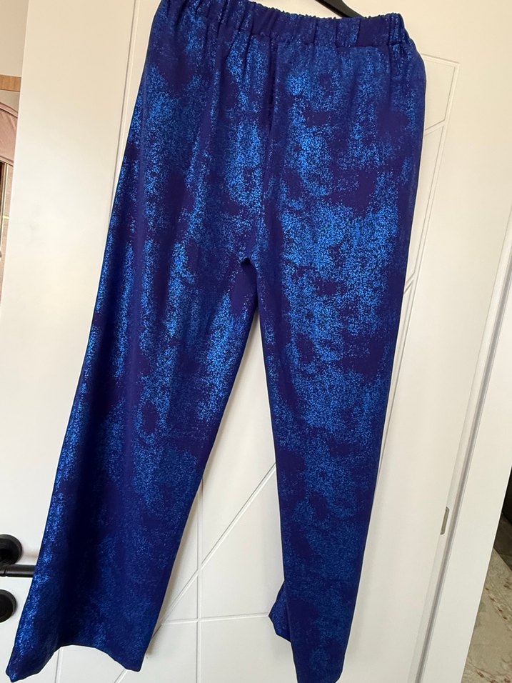 Drapeli Parlak Mavi Kadın Kumaş Pantolon - Görsel 3