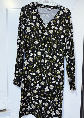 Çiçek Desenli, V Yakalı Bluzu elbisesi - Görsel 3