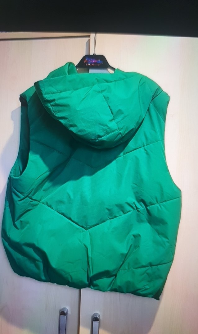 Zara Yeşil Fermuarlı Kadın Yelek - Görsel 2