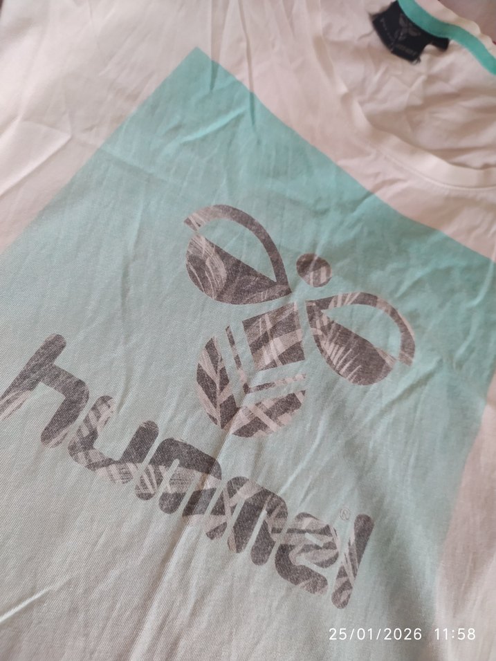 Beyaz Baskılı Kısa Kollu Kadın Tişört - Görsel 4