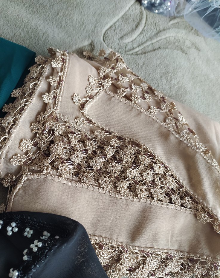 Boncuk İşlemeli Kadın Şal El emeği - Görsel 2