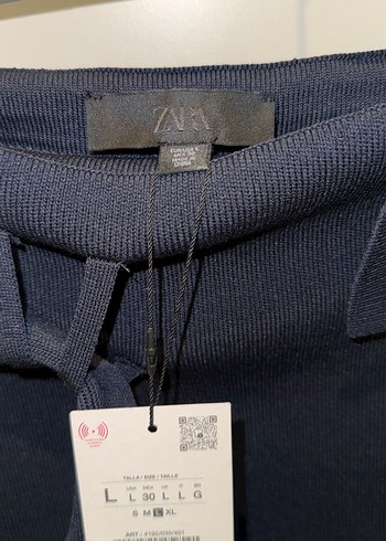 Kemer Detaylı Lacivert Mini Etek - Görsel 2