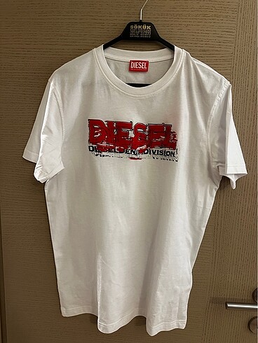 Diesel tshirt L beden etiketli