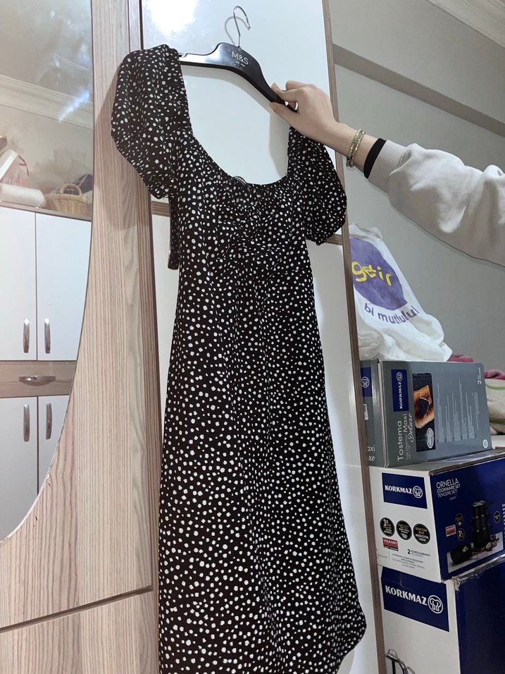 Düğmeli Siyah Puantiyeli Midi Elbise - Görsel 2