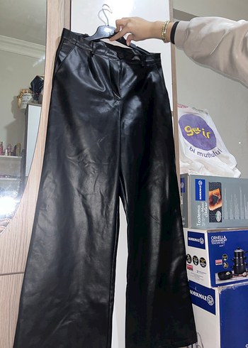 Deri Siyah Midi Kadın Pantolon - Görsel 2