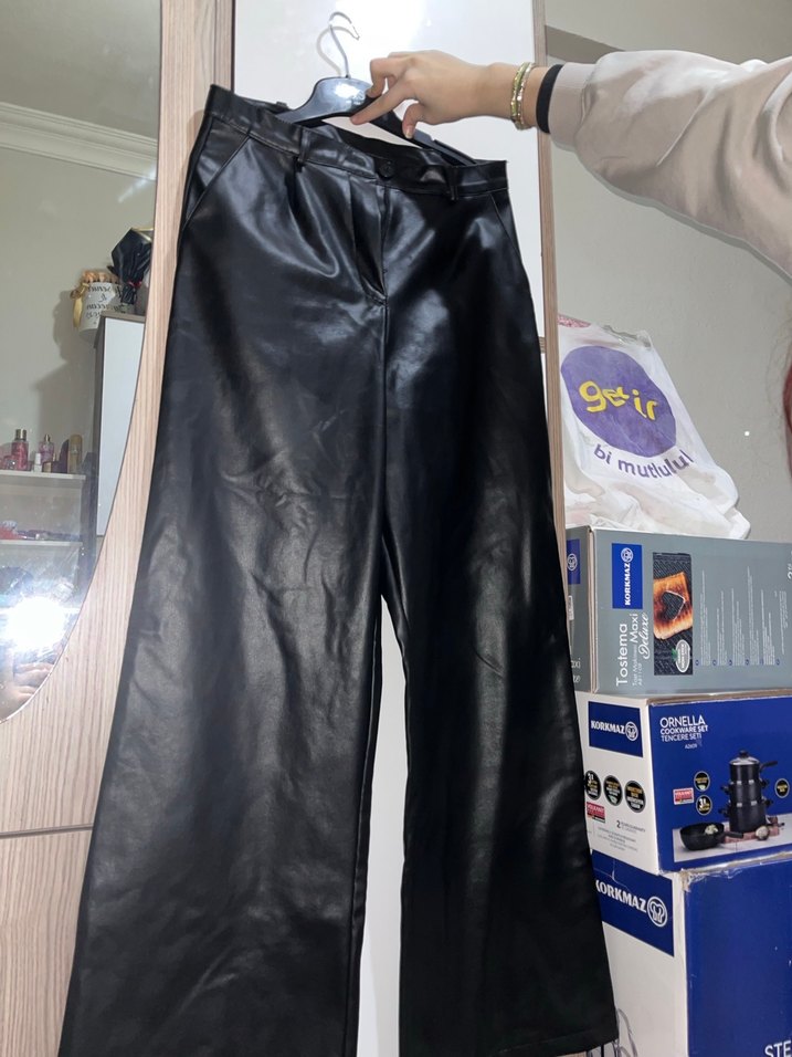 Deri Siyah Midi Kadın Pantolon - Görsel 2