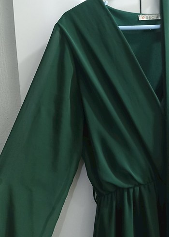 Uzun Kollu Yeşil Drapeli Kadın Elbise - Görsel 2