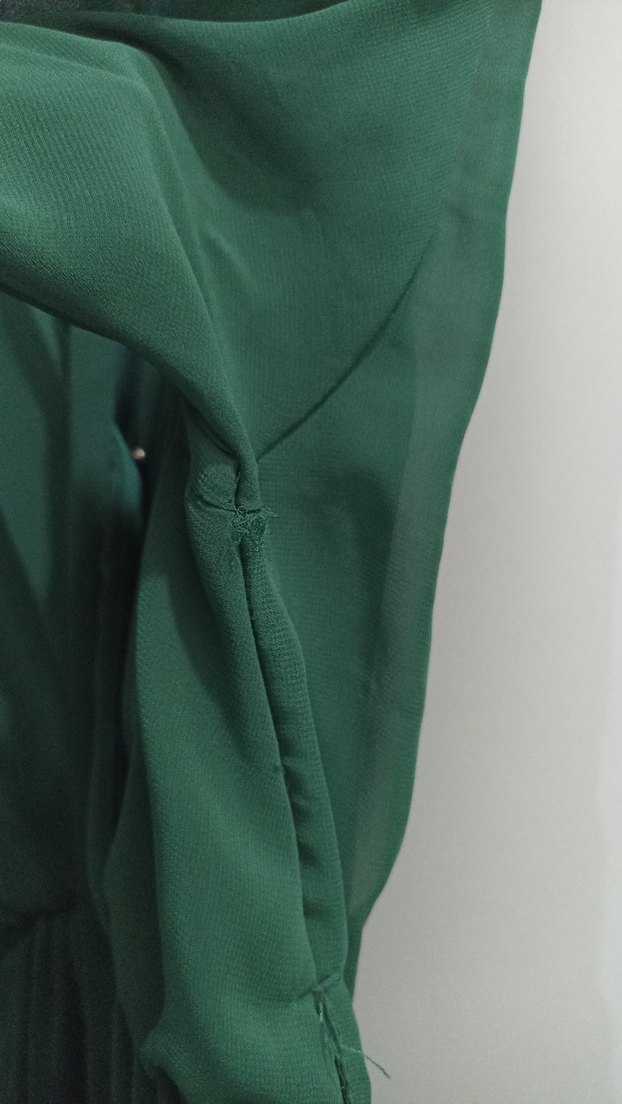 Uzun Kollu Yeşil Drapeli Kadın Elbise - Görsel 3