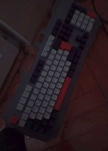 Gri Gövdeli Mor ve Beyaz rgb klavye - Görsel 2