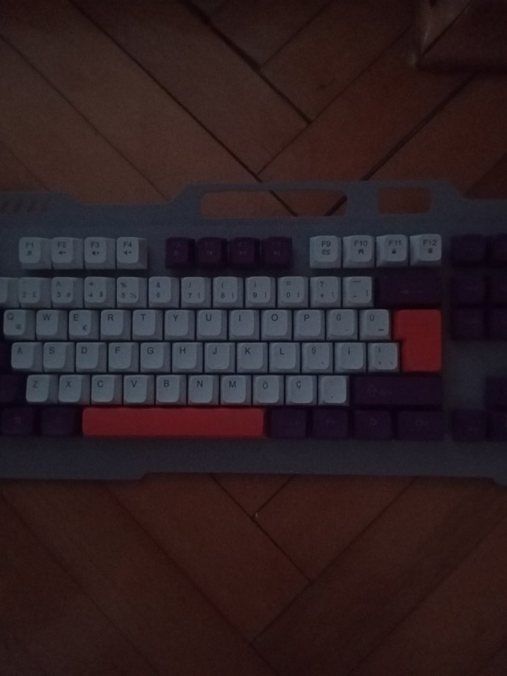 Gri Gövdeli Mor ve Beyaz rgb klavye - Görsel 4