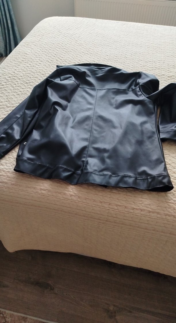 Düğmeli Siyah Deri Kadın Ceket - Görsel 4