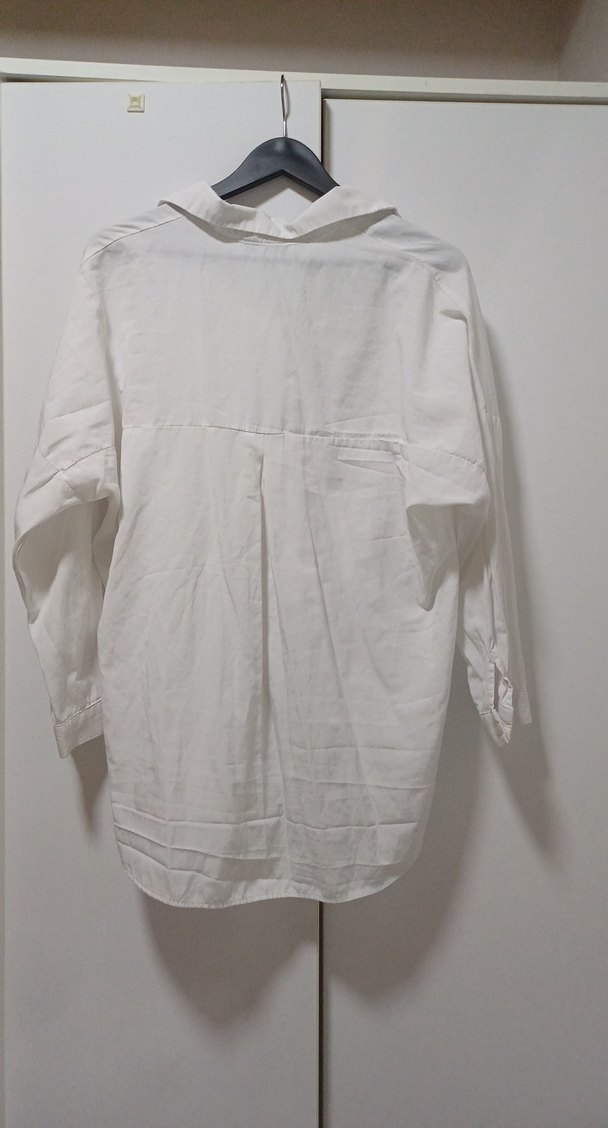 Düğmeli Beyaz Keten Gömlek - Görsel 2