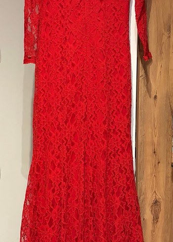 Kırmızı Dantel Uzun Abiye Elbise - Görsel 2