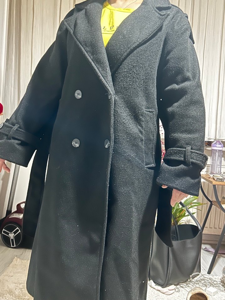 Siyah Çift Düğmeli Uzun Kaban - Görsel 4