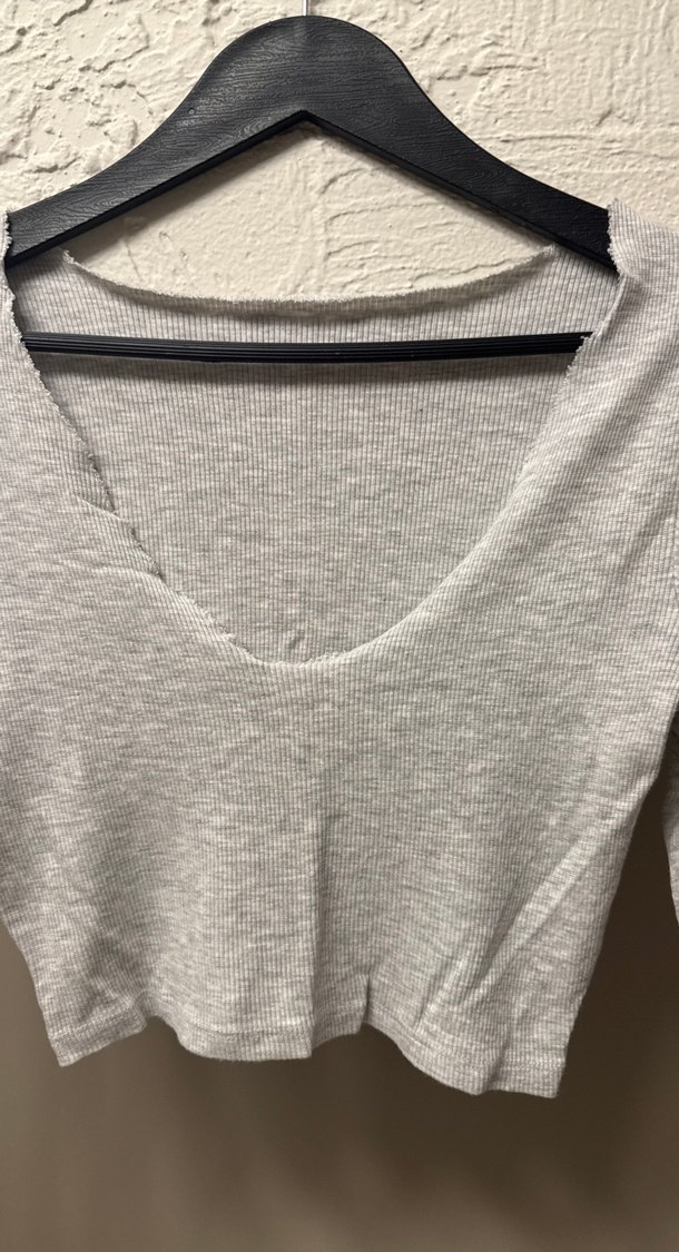 Gri V Yaka Uzun Kollu Kadın Triko Bluz - Görsel 3
