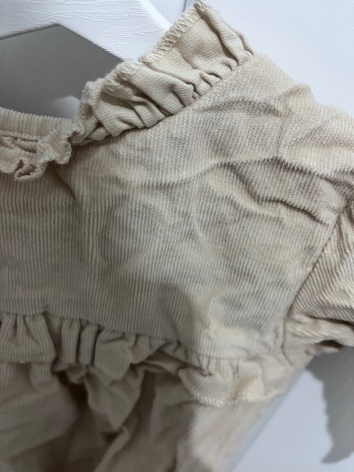 Bebek Bej Kadife Fırfırlı Elbise - Görsel 3