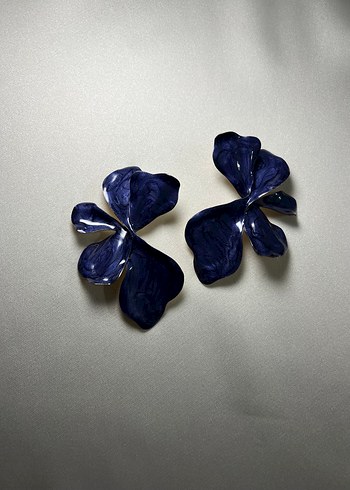 Lacivert Çiçekli Fiyonk Küpe - Görsel 2