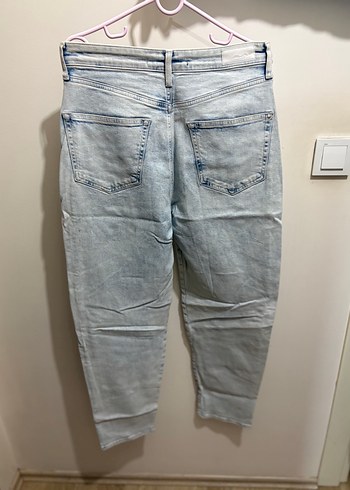 Kadın Gri Batik Desenli Bol Paça Kot - Görsel 3