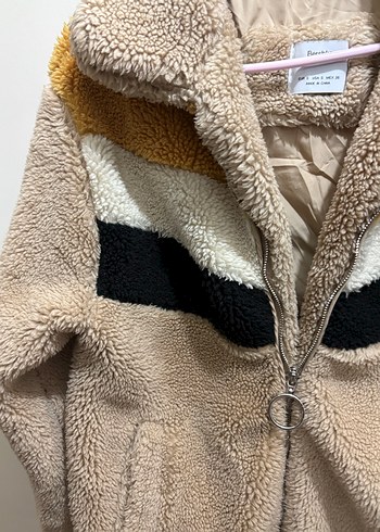 Gri Detaylı Bej Kadın Peluş Ceket - Görsel 2