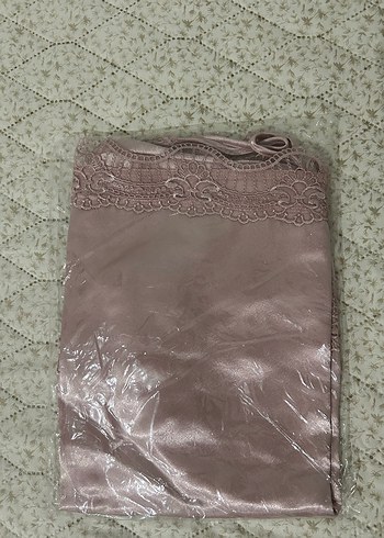 Nakışlı askılı kısa gecelik - Görsel 2