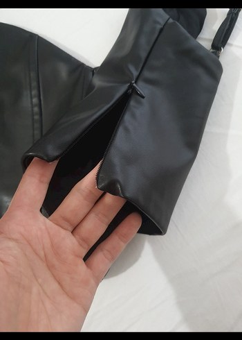 Siyah Deri Strappy Büstiyer - Görsel 4