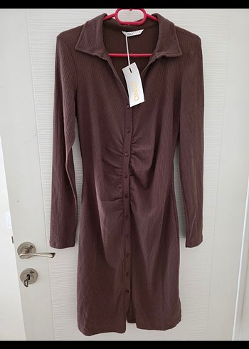 Düğmeli V Yaka Kahverengi Midi Triko Elbise - Görsel 2