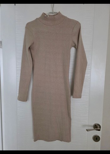 Bej Yüksek Yakalı Kadın Triko Elbise - Görsel 2