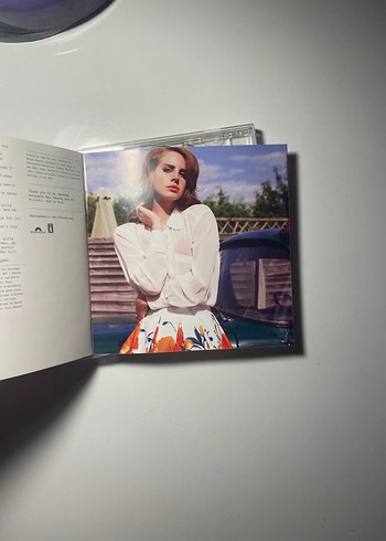 Lana Del Rey Born to die CD - Görsel 5