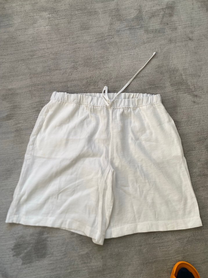 Beyaz Keten Hamile Midi Şort - Görsel 2