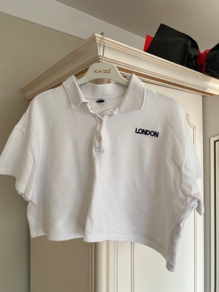 Kadın Beyaz Pamuklu Yaka Polo Tişört - Görsel 2