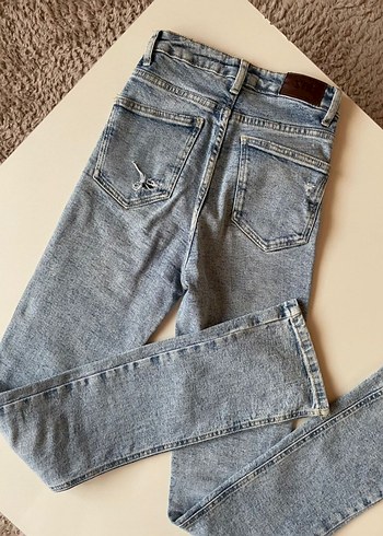 Stradivarius comfort fit ispanyol paça jean - Görsel 2