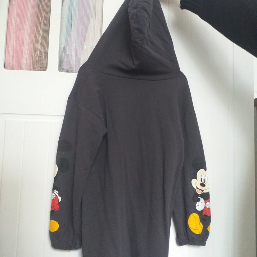 Siyah Mickey Mouse Baskılı Kapüşonlu elbise - Görsel 3