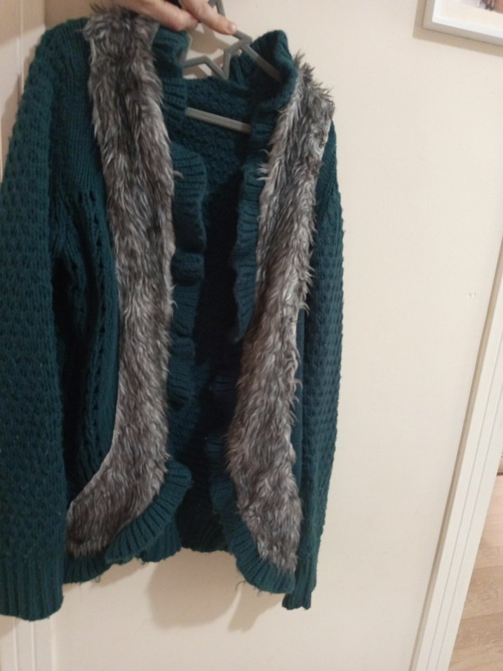 Gri Kürklü Boğazlı Kadın Kazak - Görsel 2