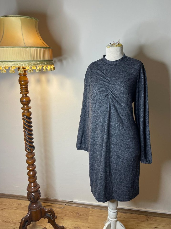 Gri Yüksek Yakalı Midi Triko Elbise - Görsel 2