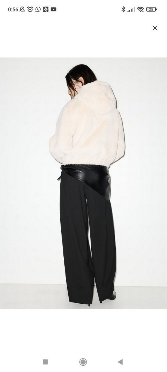 Beyaz Peluş Kapüşonlu Kadın Ceket - Görsel 3