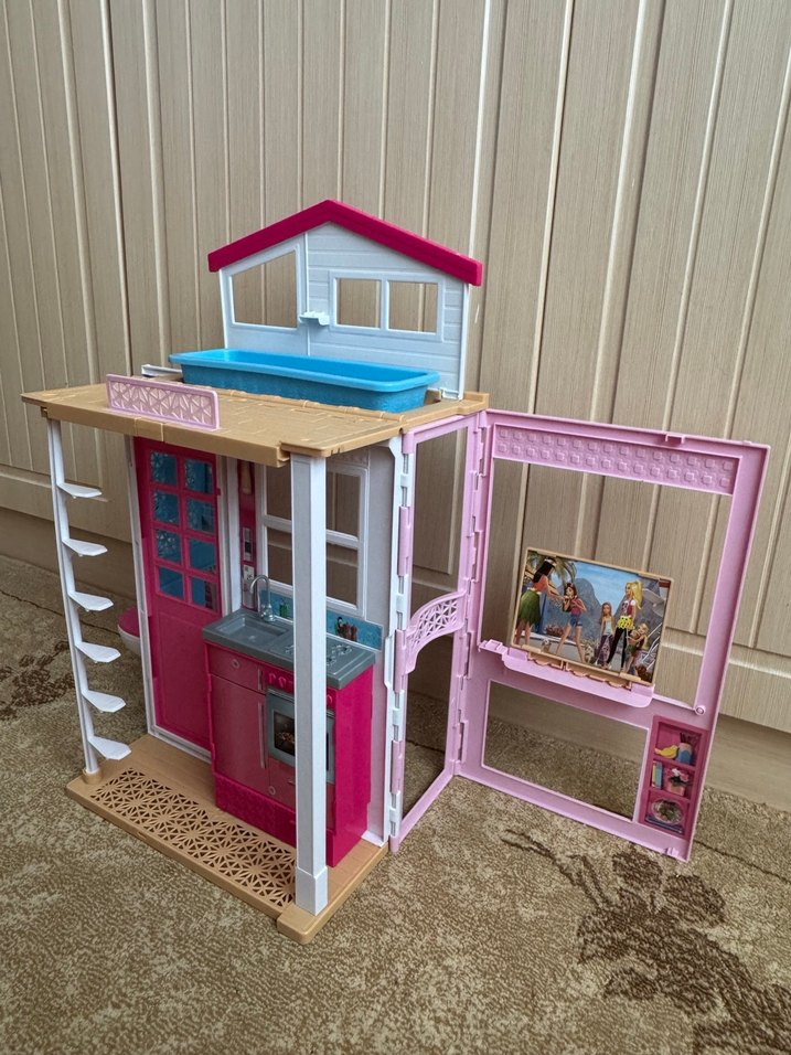 Barbie Evi - Görsel 3