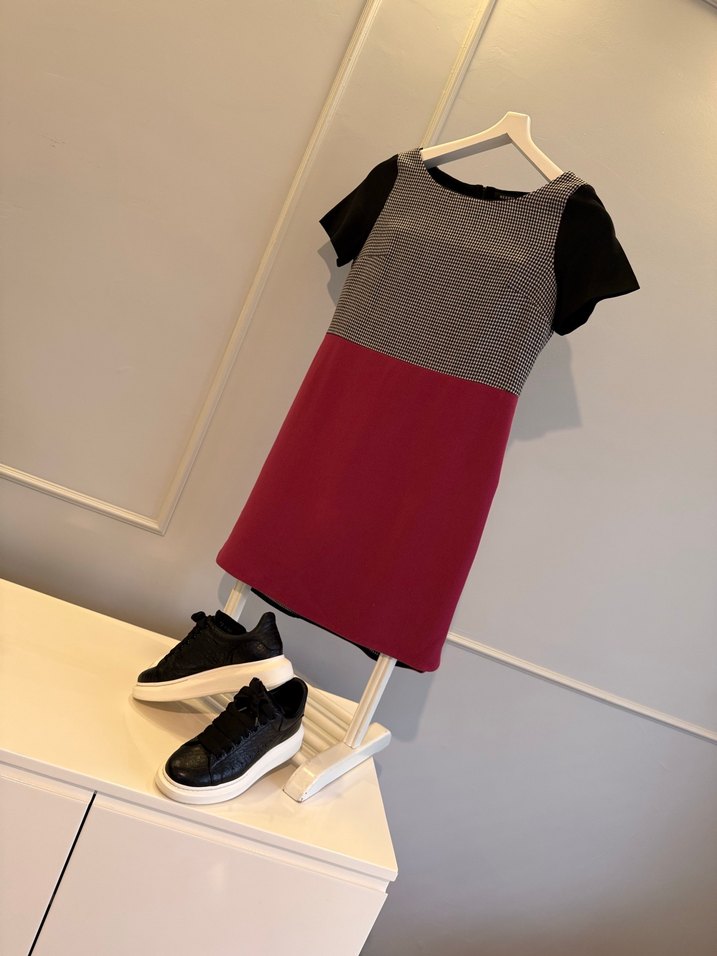 Herry  Asimetrik Kesim Elbise | Kazayağı Desen & Pembe Zerafeti - Görsel 5