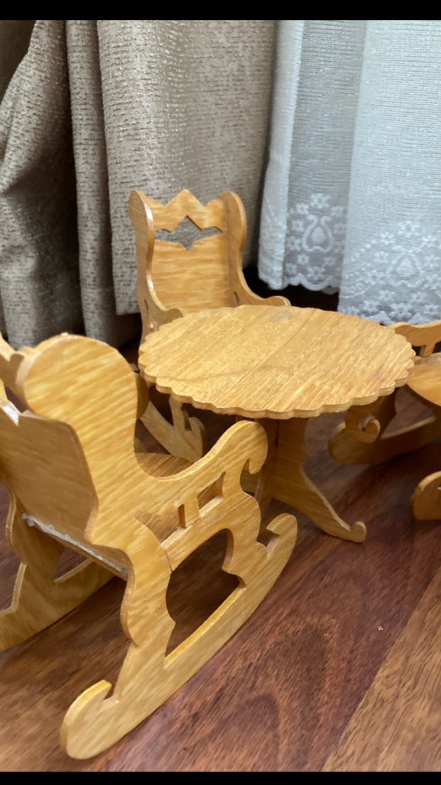 Dekoratif ahşap masa ve sandalyeleri - Görsel 2
