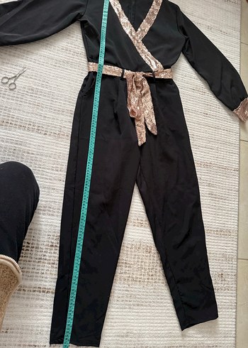 Siyah Parlak yaka ve kuşak detaylı Kemerli Tulum - Görsel 8